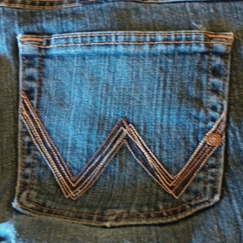 Wrangler Q-Baby No Gap Waistband Jeans